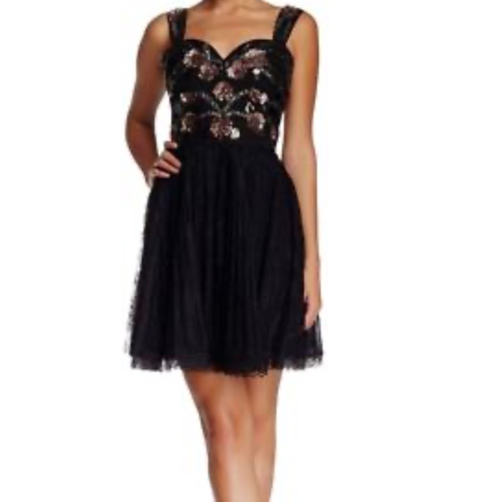 NWT Marchesa Notte Black Floral Embroidery Mini Dress size 6